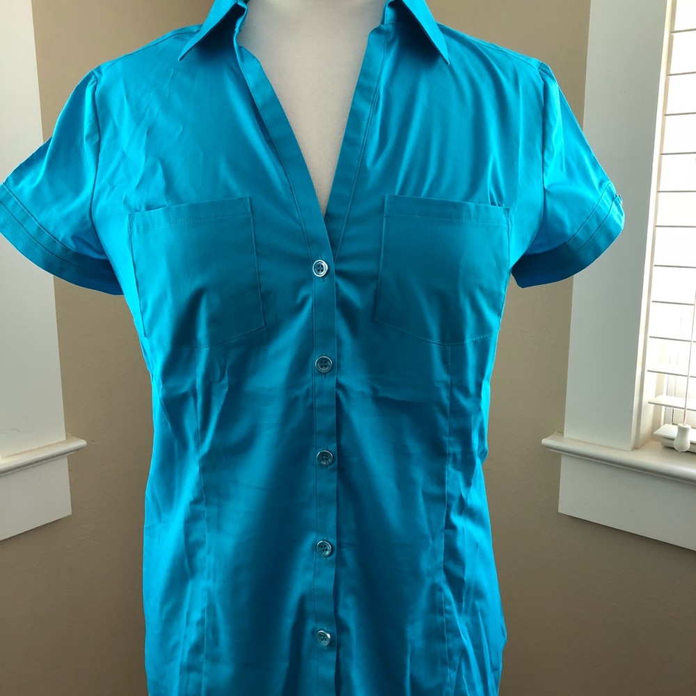 New York & Co 7th Ave Short Sleeve Stretch Shirt